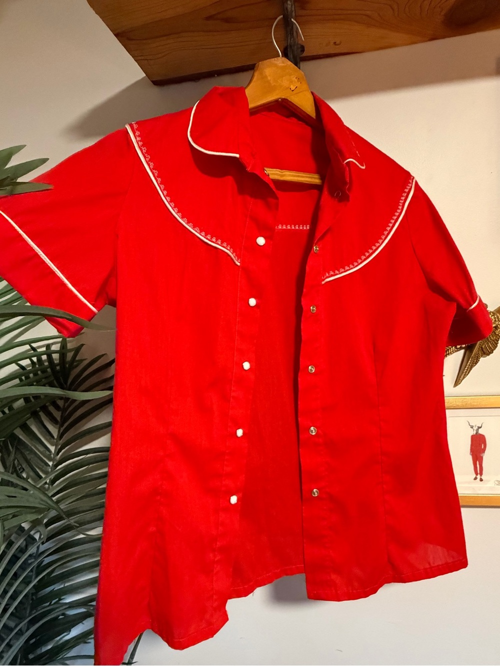 Western Yoke Retro Red Blouse with Pearl Buttons